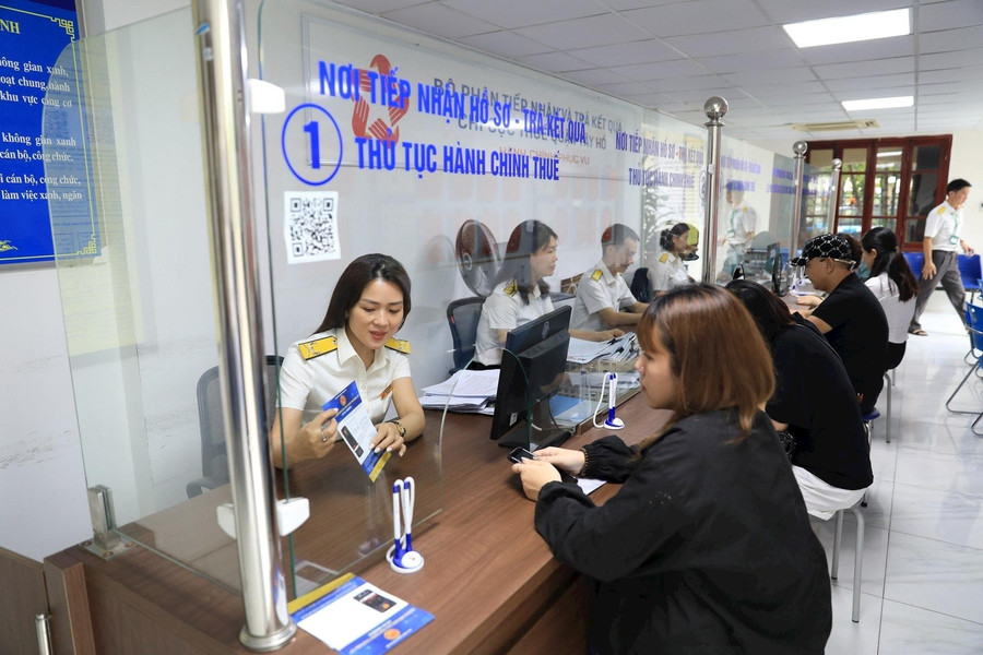 Bộ Tài chính đề xuất giảm 30% thuế cho hộ kinh doanh và doanh nghiệp nhỏ doanh thu dưới 10 tỷ đồng