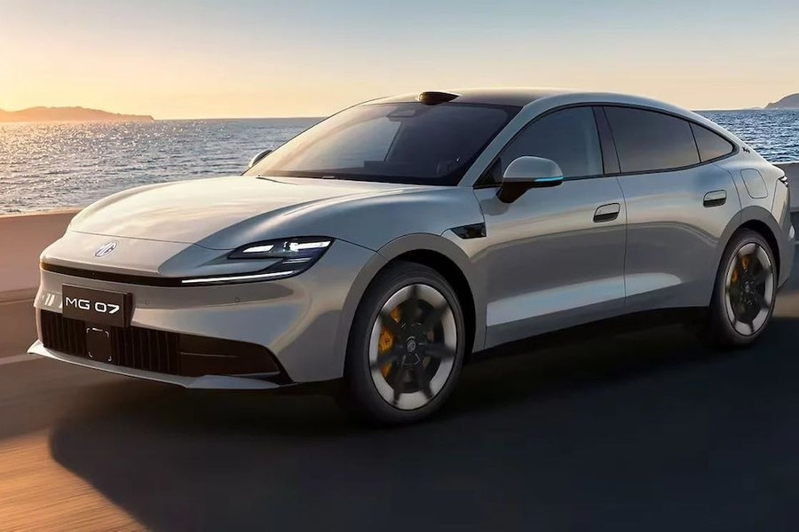 Tin xe 11/8: MG 07 PHEV gây chú ý, Mercedes-AMG GT 53 EV xuất hiện