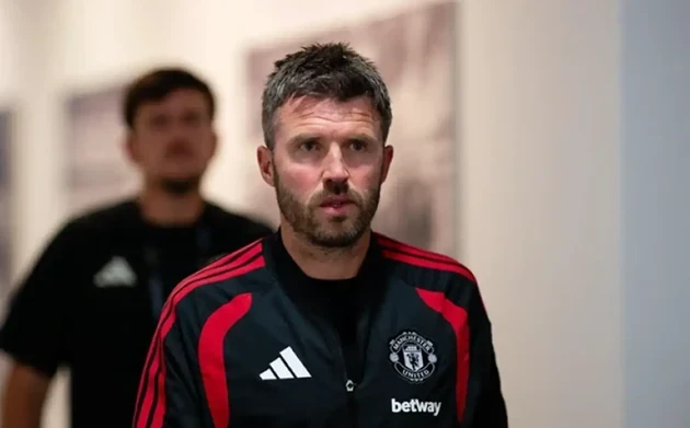 Vì sao Manchester United thận trọng mua sắm dù sở hữu ngân sách tới 300 triệu bảng hè này?