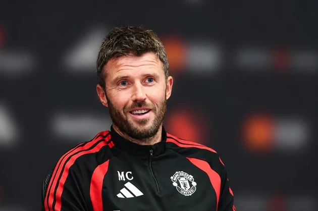 HLV Michael Carrick gọi nhận định Manchester United có lịch thi đấu mở màn dễ dàng là nực cười