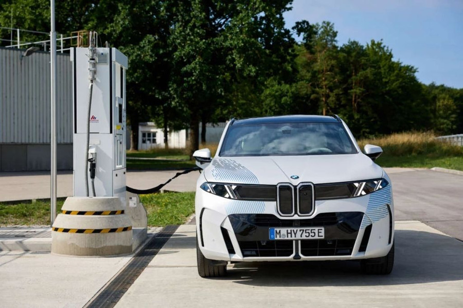 Tin xe 13/9: BMW iX5 Hydrogen sắp sản xuất, Hyundai Creta thêm bản mới