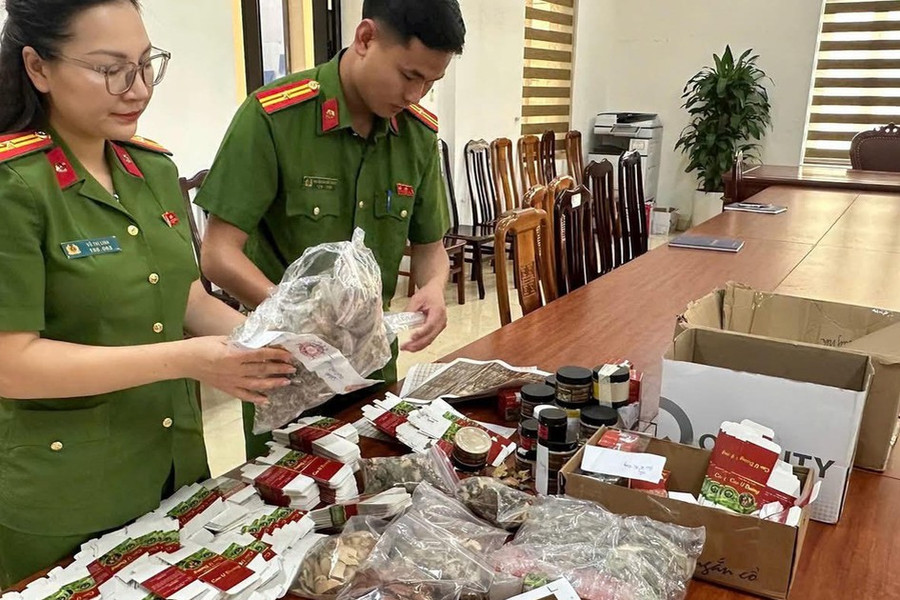 Giả 'bác sĩ Thiện', bán thuốc Nam chữa u lừa người bệnh