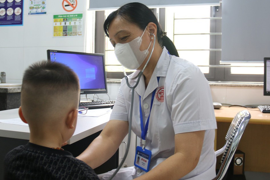 Hà Nội thông qua chính sách đặc thù miễn viện phí cho trẻ em nghèo, tai nạn